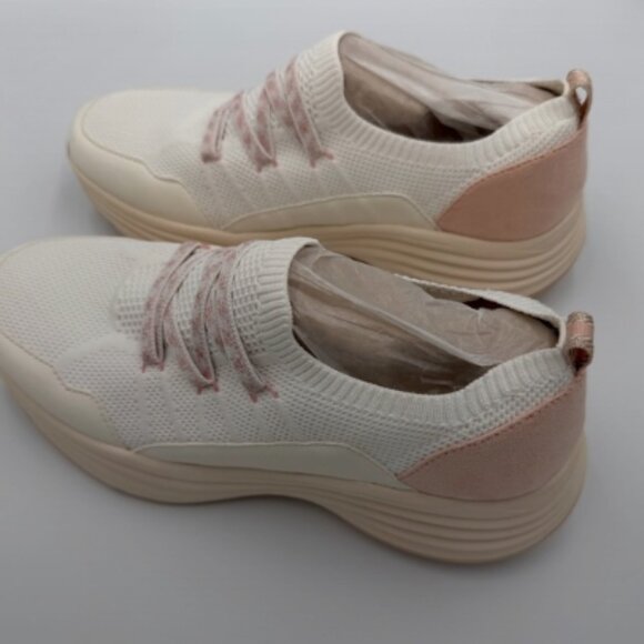 Pact Shoes - Pact Women's Cream Sneakers